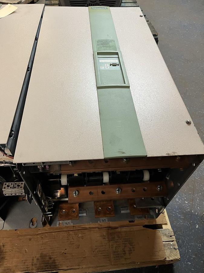 Used SIEMENS,6RA7095-4KV62-0-Z,SIMOREG DC CONVERTER DRIVE 2000A OUTPUT