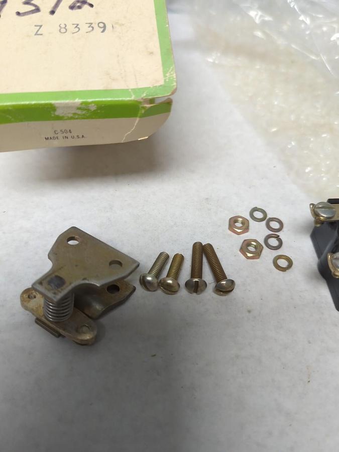 ALLEN-BRADLEY,Z-8339,AUXILIARY SWITCH NOS