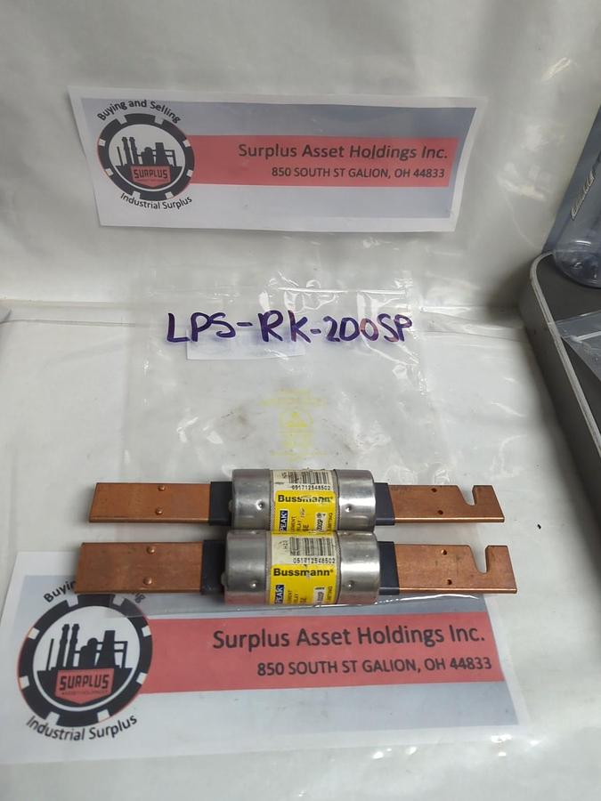 Used COOPER BUSSMANN,LPS-RK-200SP,LOW-PEAK 200 AMP FUSE LOT OF 2 PRE-OWNED