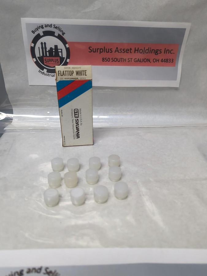 SYLVANIA,30233-0,FLATTOP WHITE LENS LOT OF 12 NOS