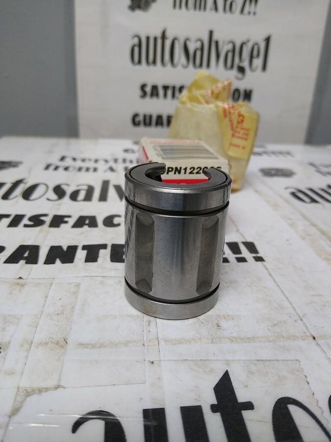 Used Thomson,OPN122026,Open Round Rail Ball Bushing NOS