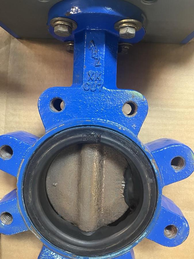 Used ABZ,SR-115,PNEUMATIC ACTUATOR BUTTERFLY VALVE 4" 200PSI E/P POSITIONER