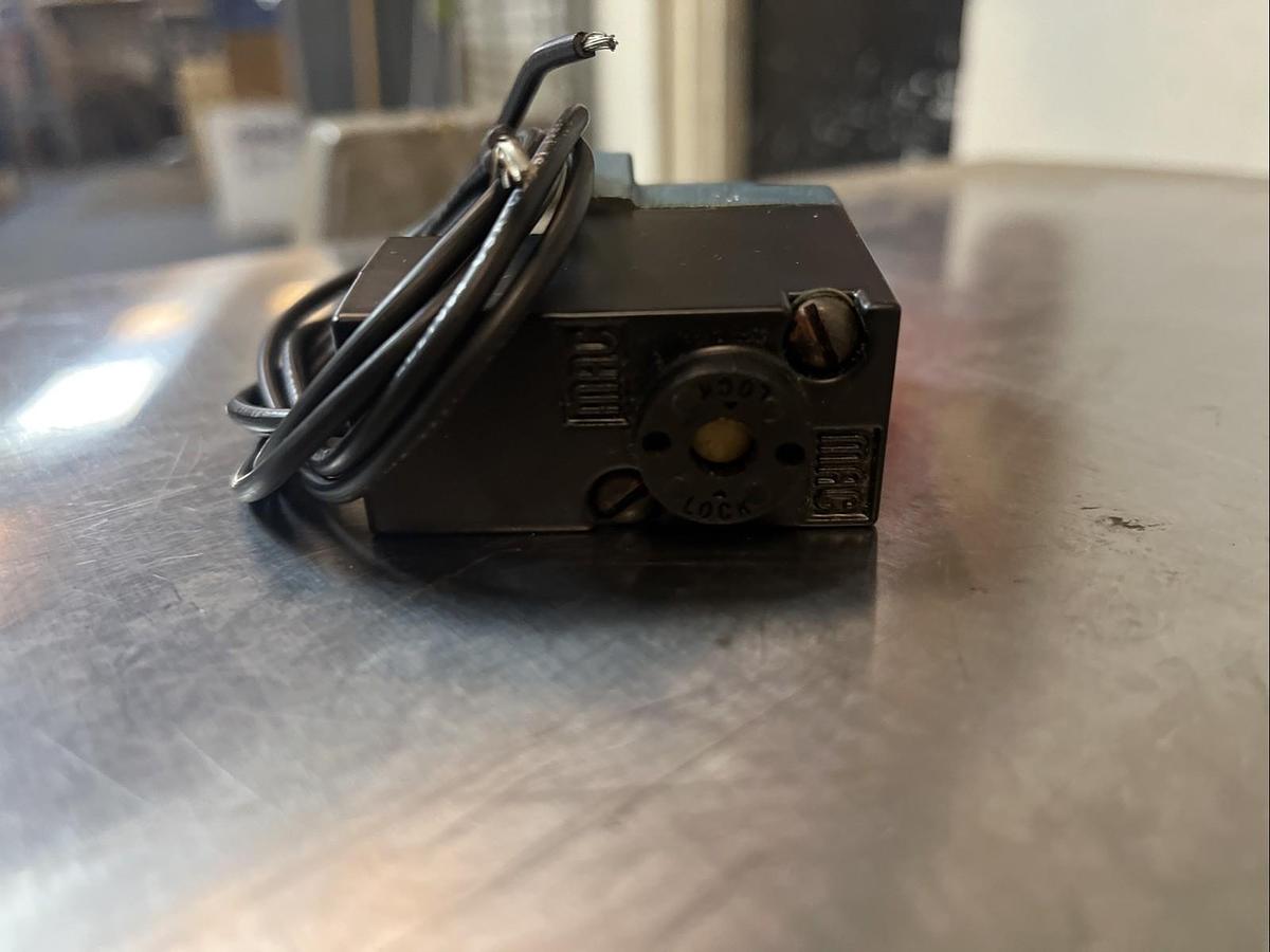 LINCOLN,350241,SOLENOID VALVE 110/120V