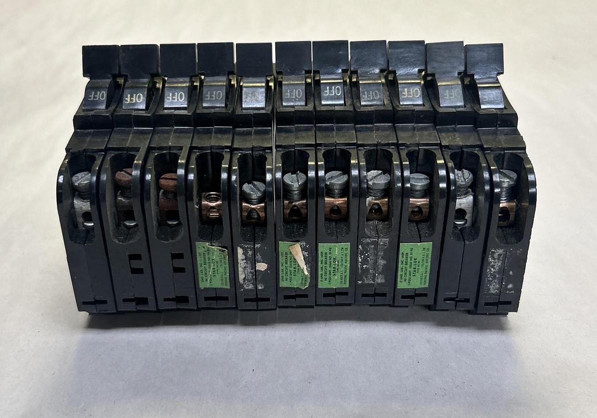Used FEDERAL PACIFIC,NC120,CIRCUIT BREAKER 20A 120/240V 1P LOT OF 11