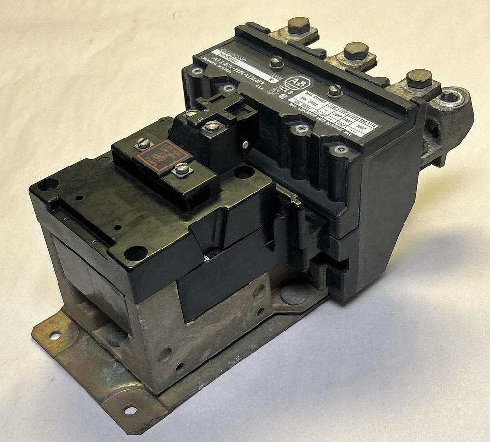 Used ALLEN BRADLEY,702-D0D93,SIZE 3 CONTACTOR 90A 600V