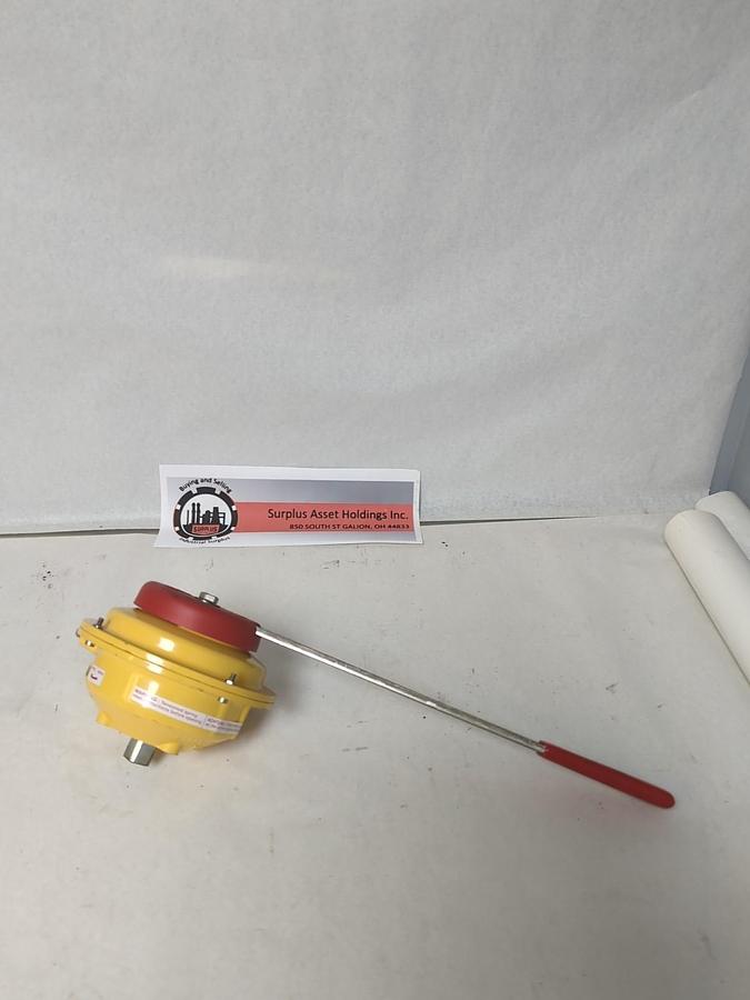 Used KINETROL,MODEL 070,SPRING RETURN ACTUATOR UNIT + MANUAL ACTION 12 IN HANDLE