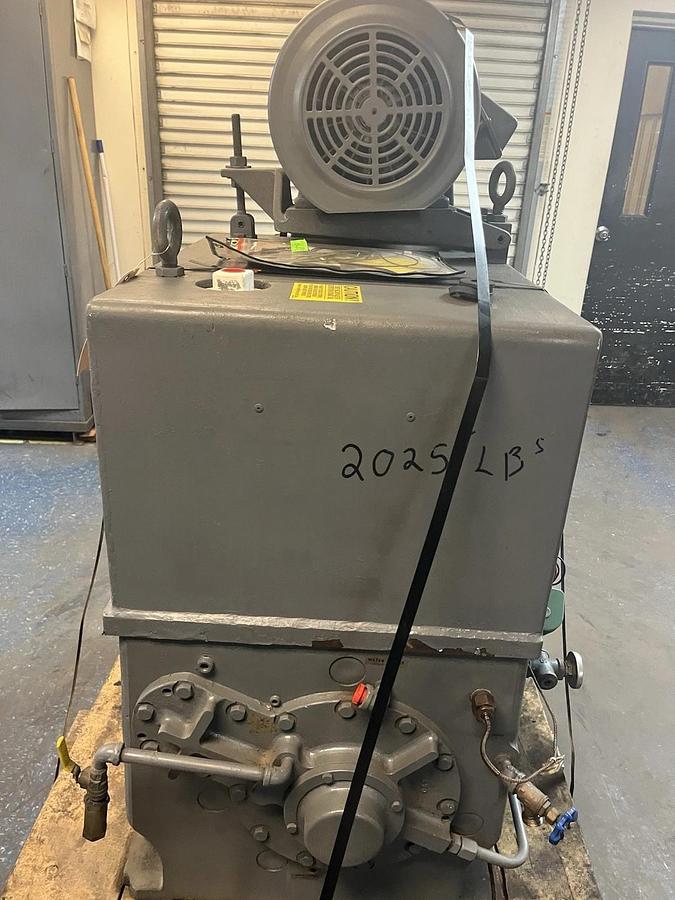 Used EDWARDS STOKES,900-412-011XS,VACUUM PUMP 10HP