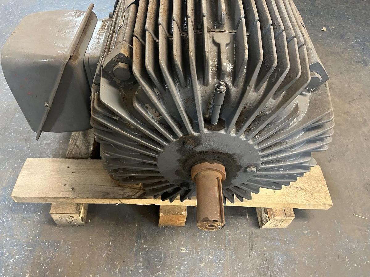 Used LOUIS ALLIS,13580-0,INDUCTION MOTOR CJX 75HP 3560RPM 3PH 444US