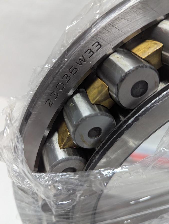 Used ROLLWAY,23036W33,SELF ALIGNING SPHERICAL ROLLER BEARING 180MM BORE PRE-OWNED