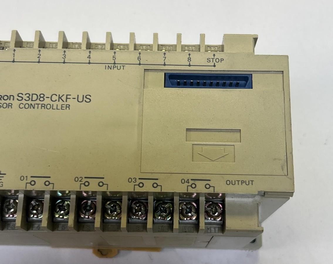 Used OMRON,S3D8-CKF-US,SENSOR CONTROLLER