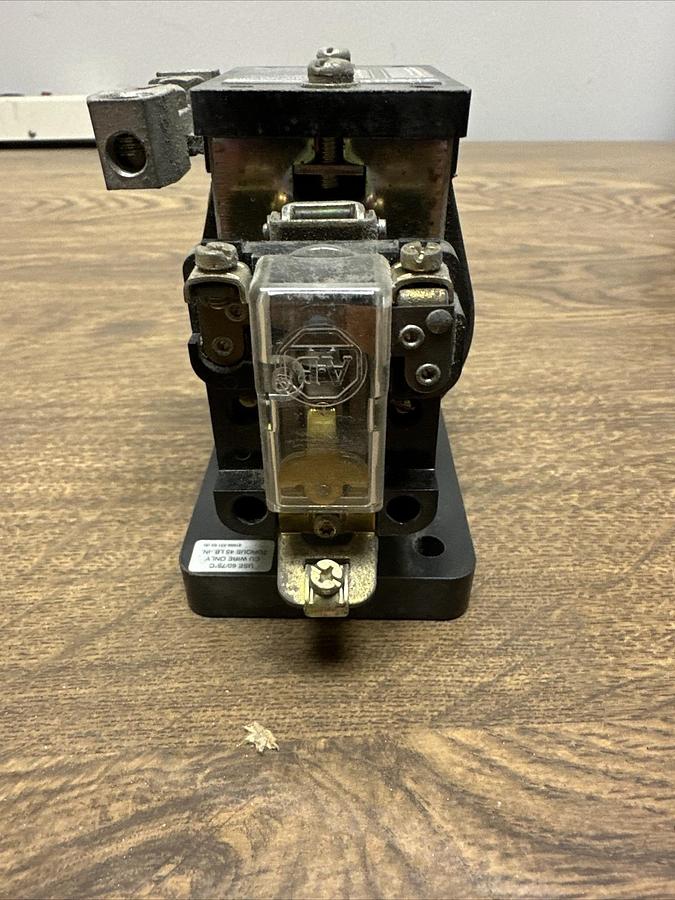 Used Allen-Bradley,809-A09E,Instantaneous Trip Relay