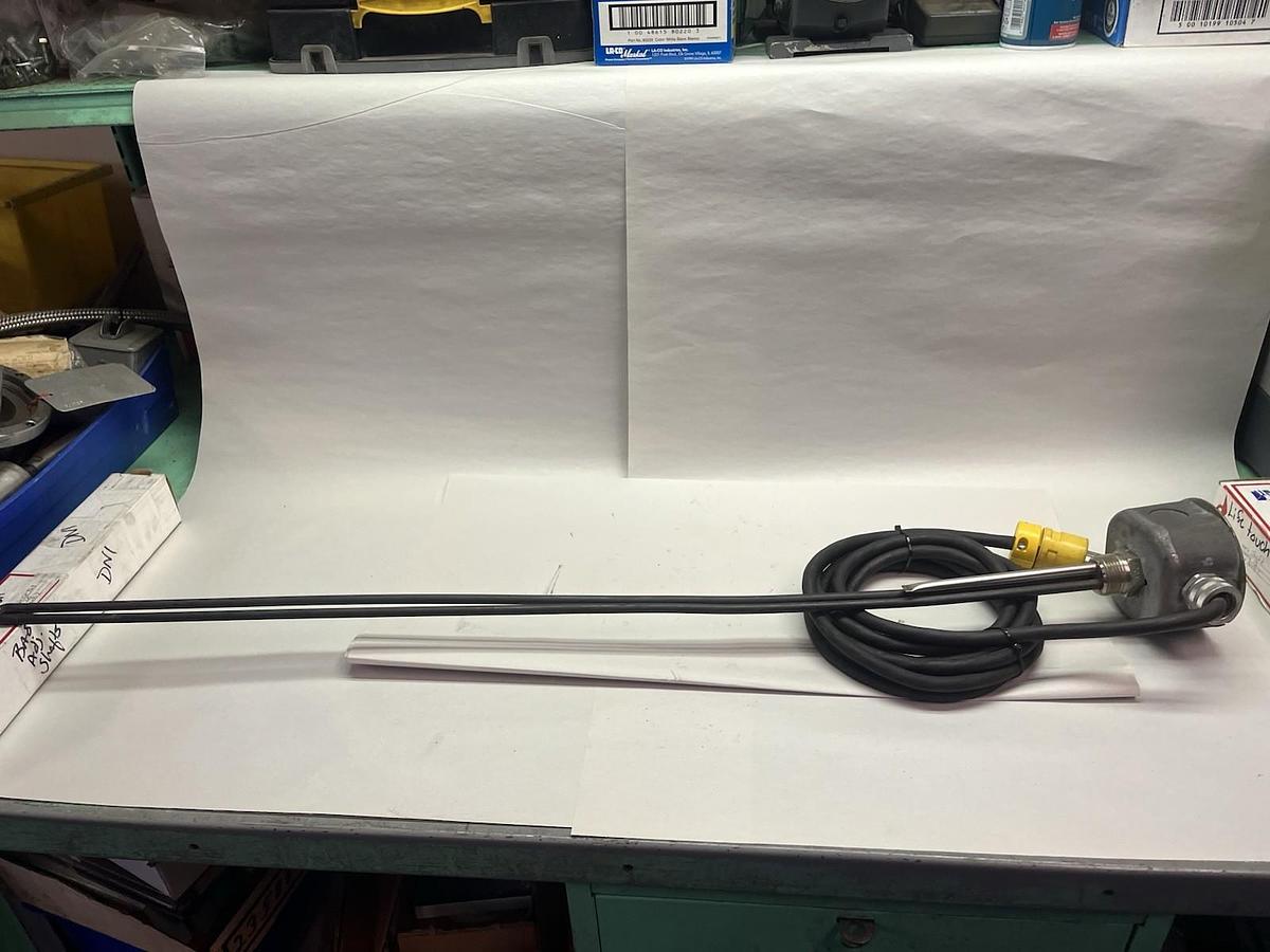 Used ACCUTHERM,80-560NC3,IMMERSION HEATER 120V 1PH 1.326kW 36" ELEMENT