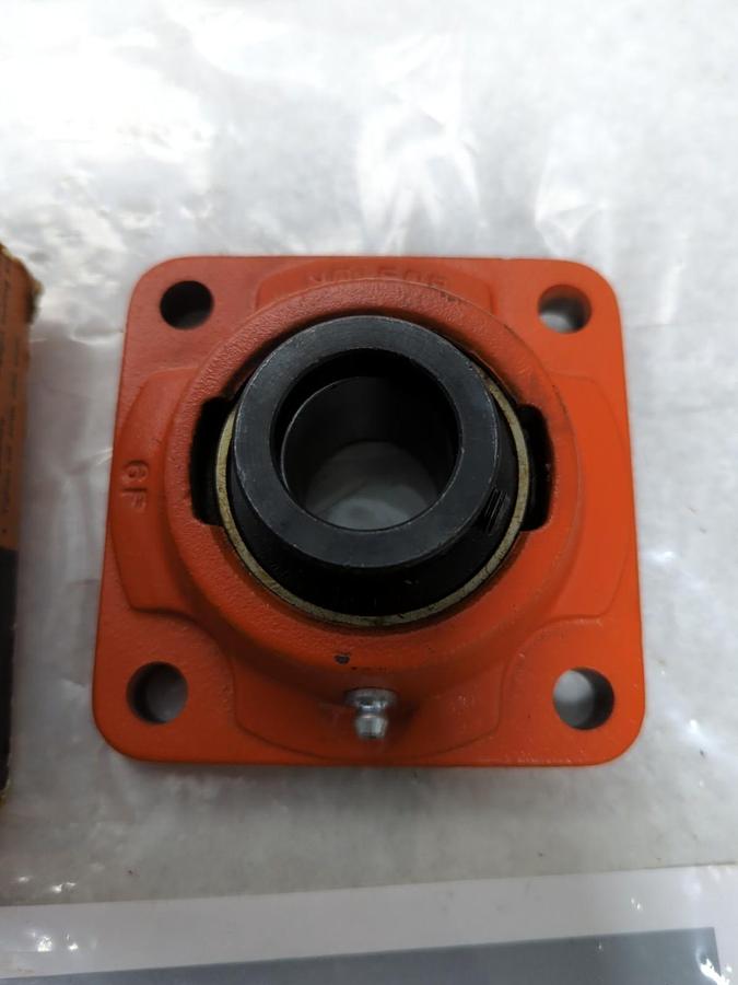 BOSTON GEAR,6F 1-3/16,4-BOLT FLANGE MOUNT BEARING 1-3/16 INCH BORE NOS