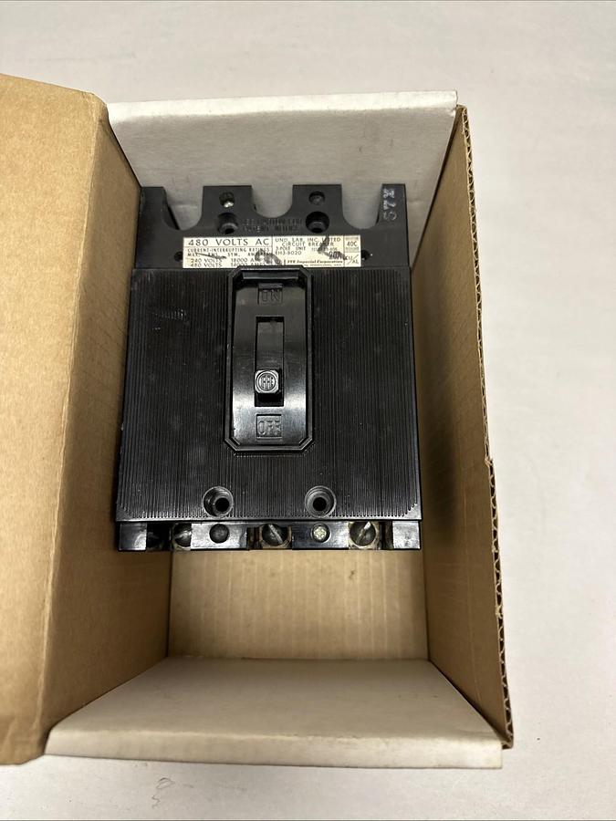 Used ITE,EH3-B020,20 AMP 3 Pole 480VAC Molded Circuit Breaker