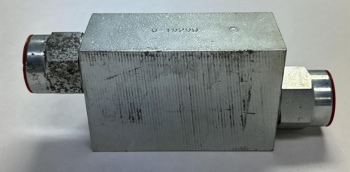 BIJUR DELIMON,U1929D,2 WAY LINE CHECK OIL VALVE NOS