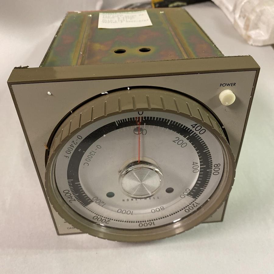 HONEYWELL,R7351A-1056-3,TEMPERATURE CONTROL DIALATROL NOS