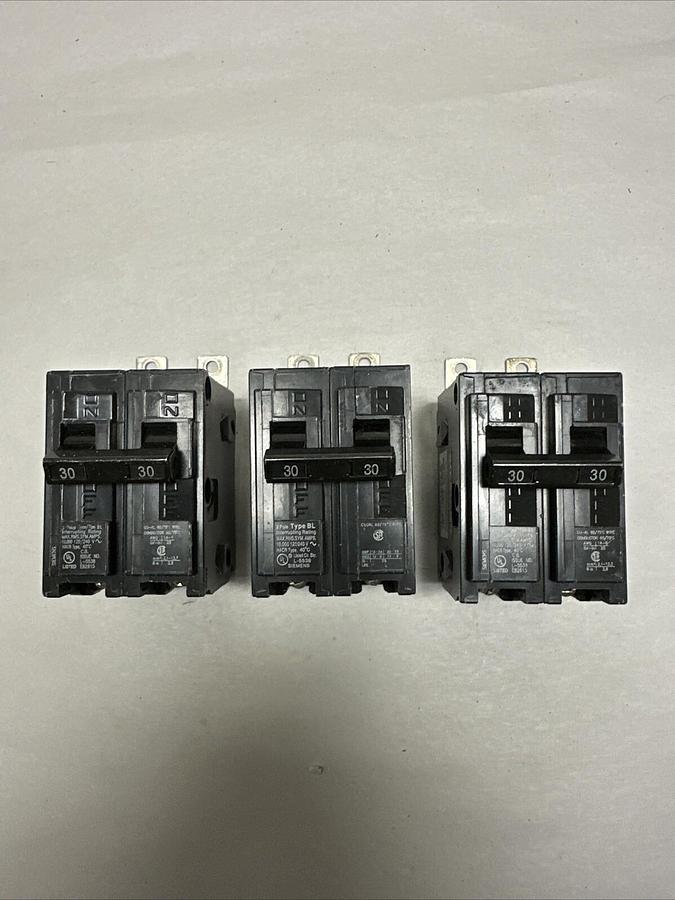 Used Siemens,B230,120/240V 2 Pole 30 AMP Bolt On Circuit Breaker LOT of 3