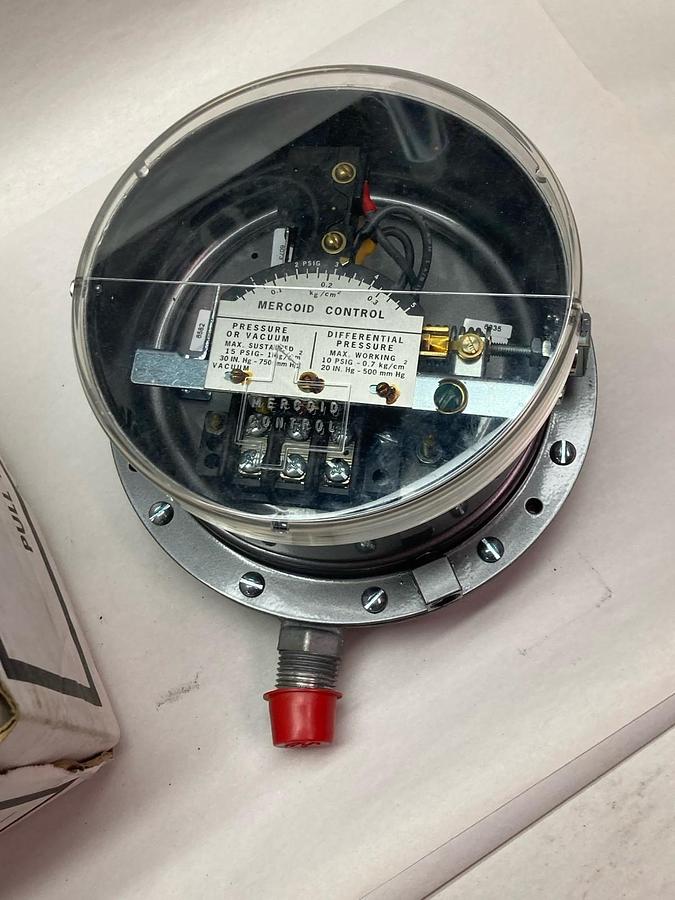 Dwyer Mercoid,PG-7000-153-P2,Pressure Switch