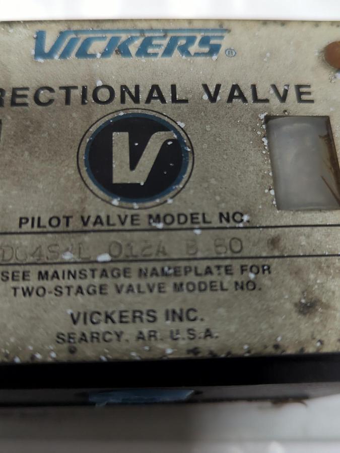 Used VICKERS,879221 DG4S41 021A B.60,DIRECTIONAL CONTROL VALVE PRE-OWNED