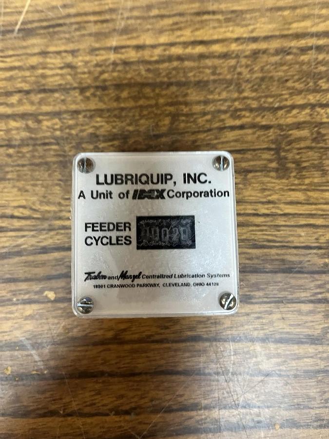 Used LUIBRIQUIP,562444-01-808,FEEDER CYCLES VALVE