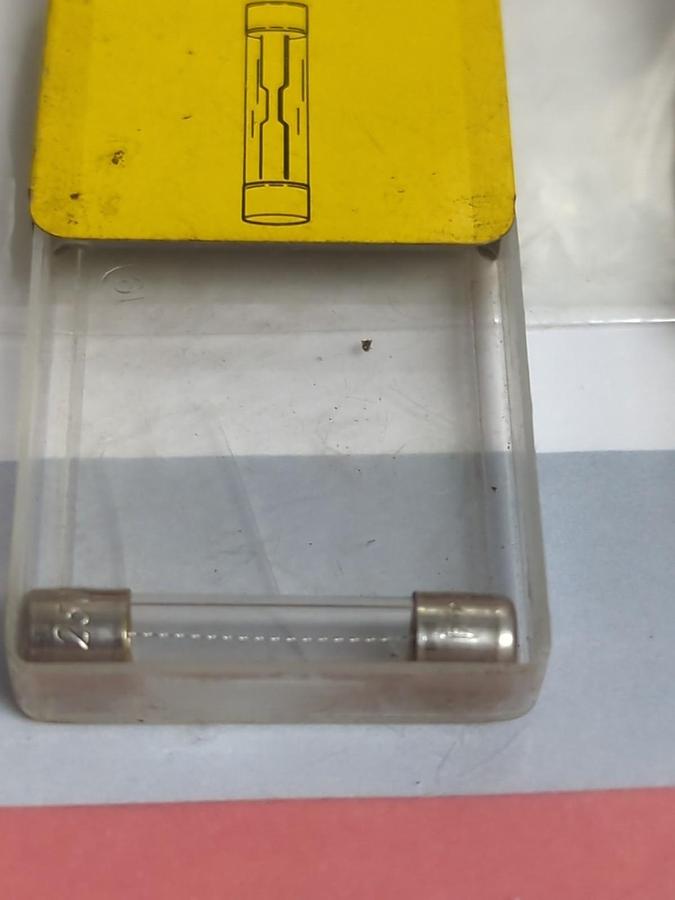 COOPER BUSSMANN,AGC4,4 AMP FUSE LOT OF 4 NOS