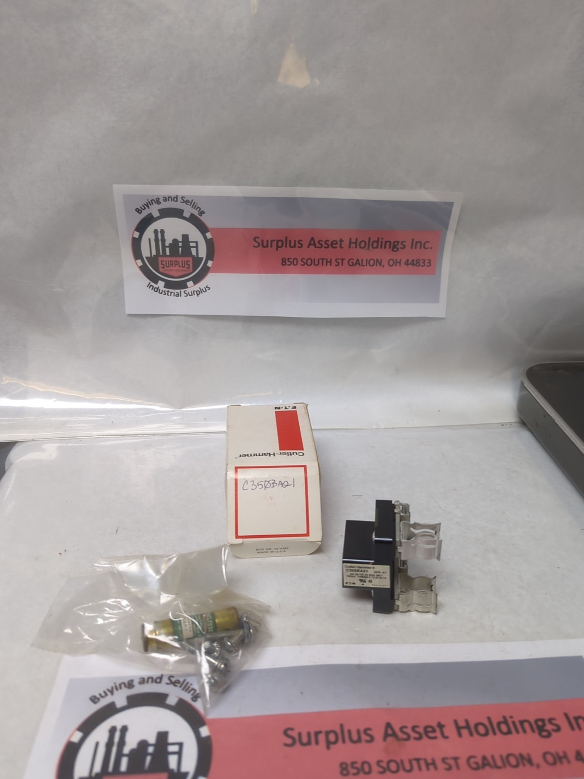 CUTLER-HAMMER,C350BA21,SERIES A1 FUSE BLOCK WITH FRN-R-1 FUSE NOS