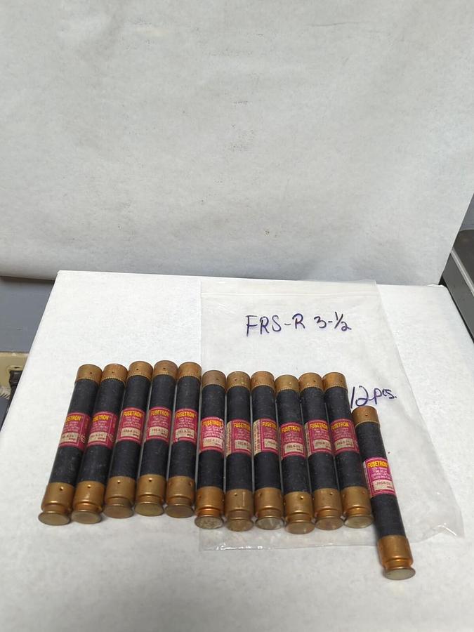 Used COOPER BUSSMANN,FRS-R 3-1/2,FUSETRON 3-1/2 AMP FUSE LOT OF 12 PRE-OWNED
