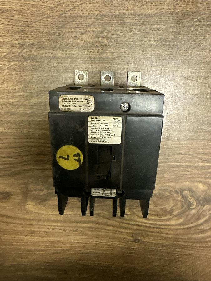 Used Siemens,BQCH3B020,20A Bolt On Circuit Breaker