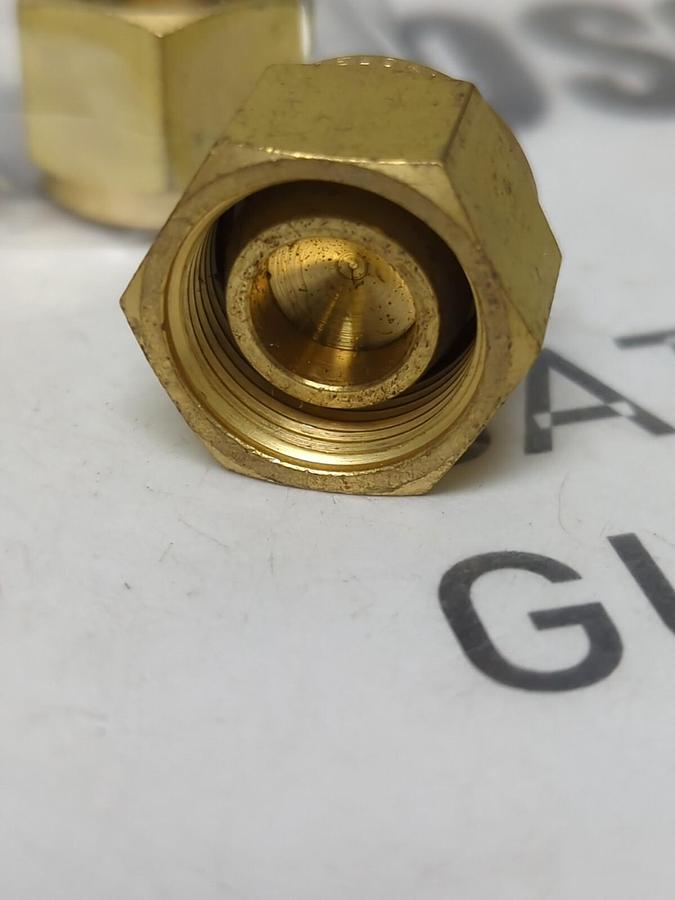 SWAGELOK,B-810-P,1/2T TUBE PLUG LOT OF 2 NOS