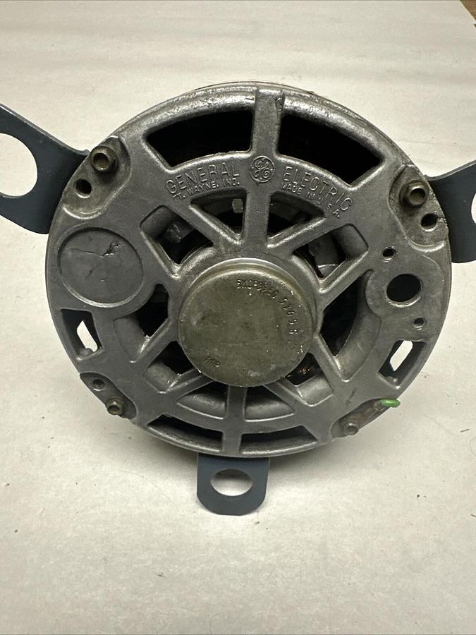 Used GE,5KCP39EG3365S,1/5 HP 1075 RPM 230V Single Phase Blower Motor (G027)