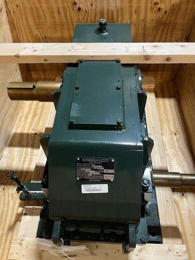 HORSBURGH & SCOTT,SLPD-700,GEAR SPEED REDUCER RATIO 15.05 INPUT 25HP 825RPM