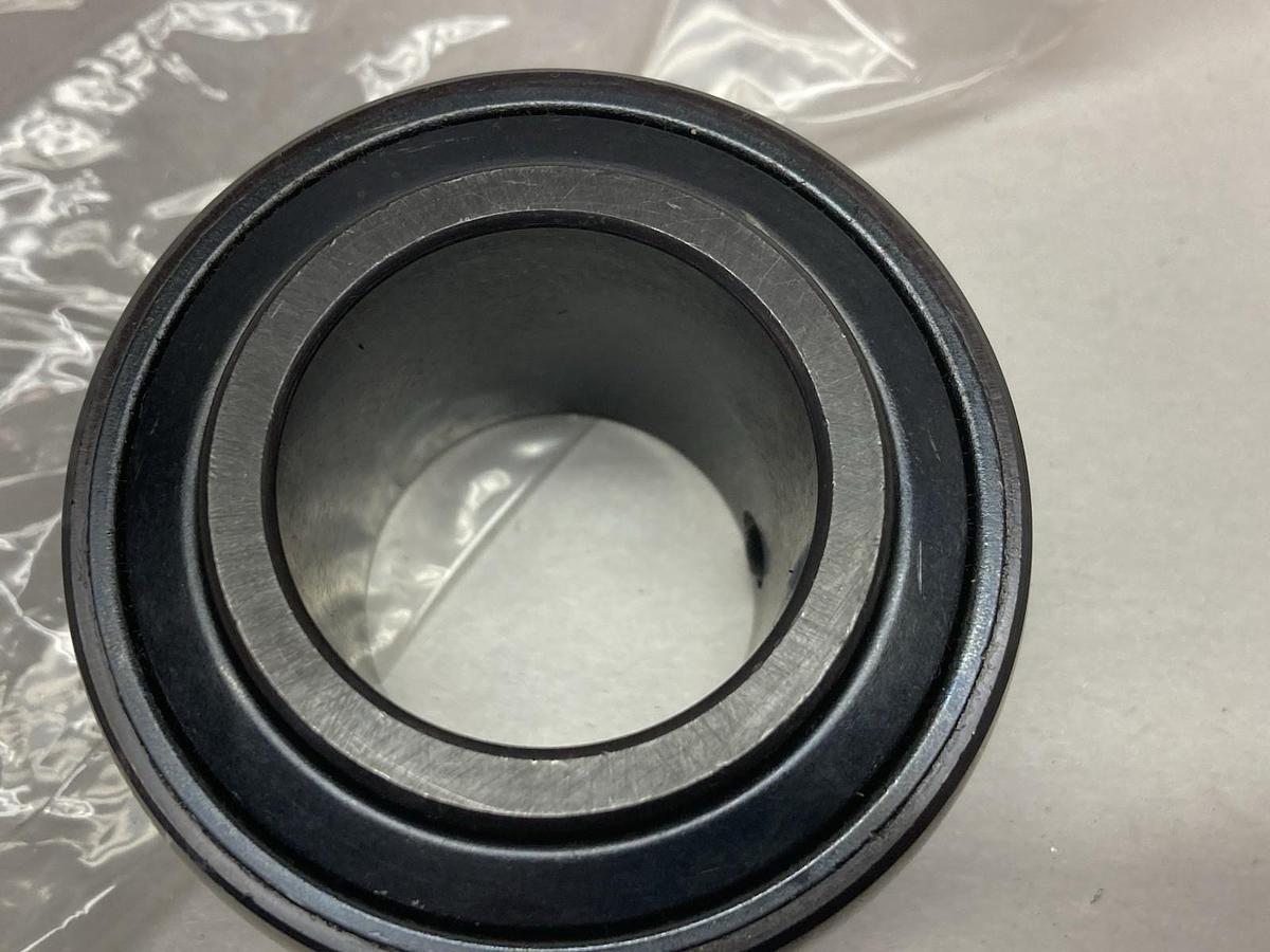 SealMaster,2-17,Ball Insert Bearing 1-1/2 inch Bore