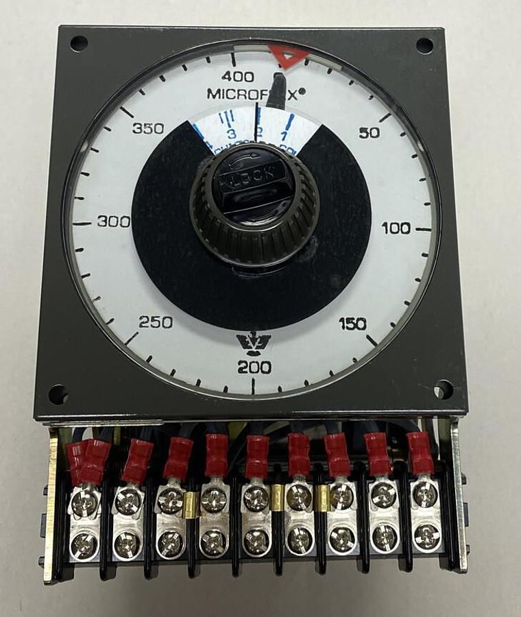 Eagle Signal,HZ40A6B212,MicroFlex Reset Counter 400CTS 120V 50/60Hz New