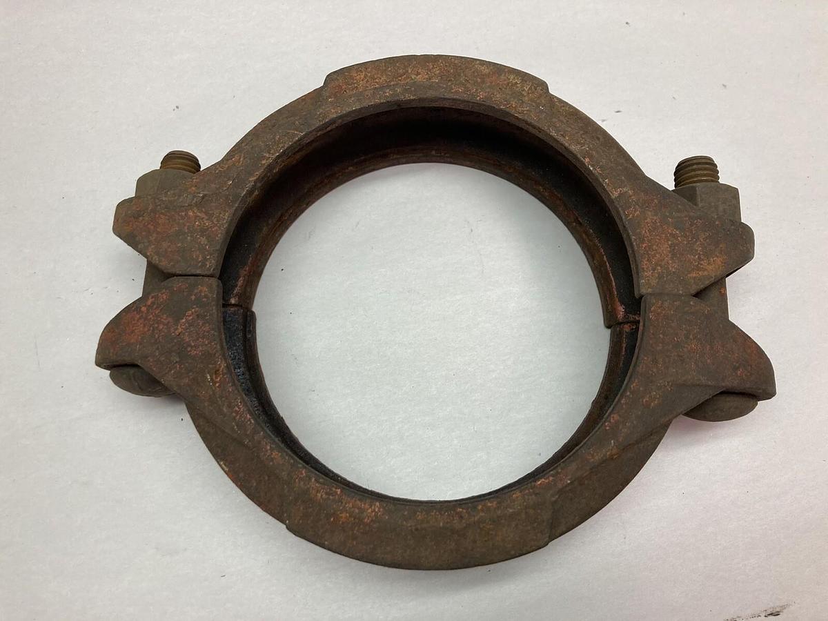 Victaulic,5 Inch Figure 7000,Coupling Clamp