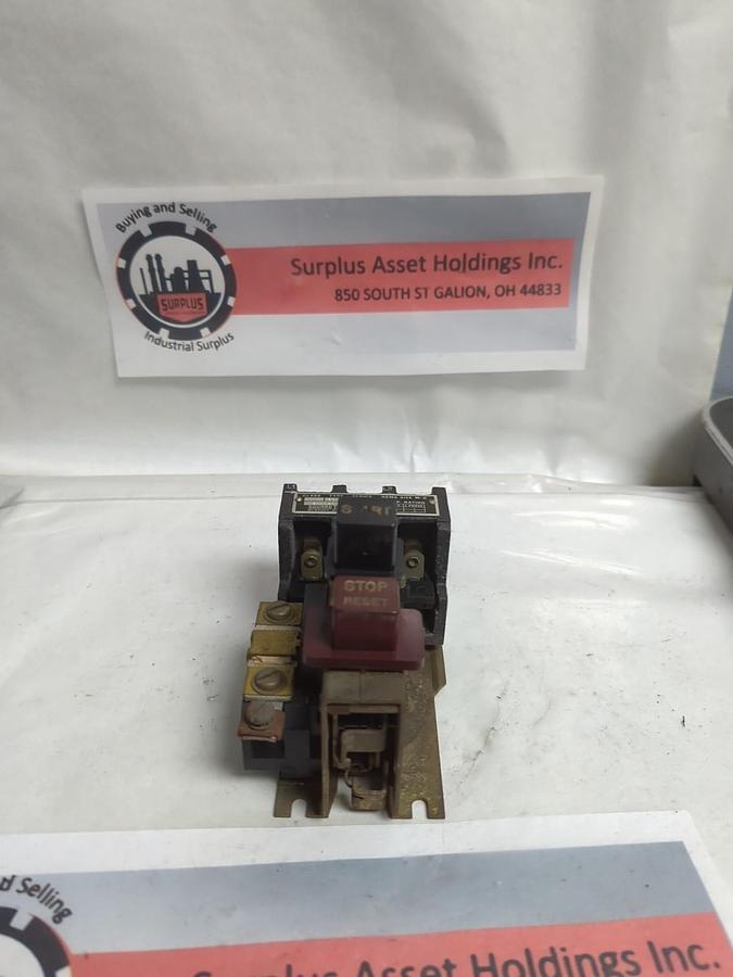 Used SQUARE D,2510-BG1,MANUAL STARTER SIZE M-0 SRIES B PRE-OWNED