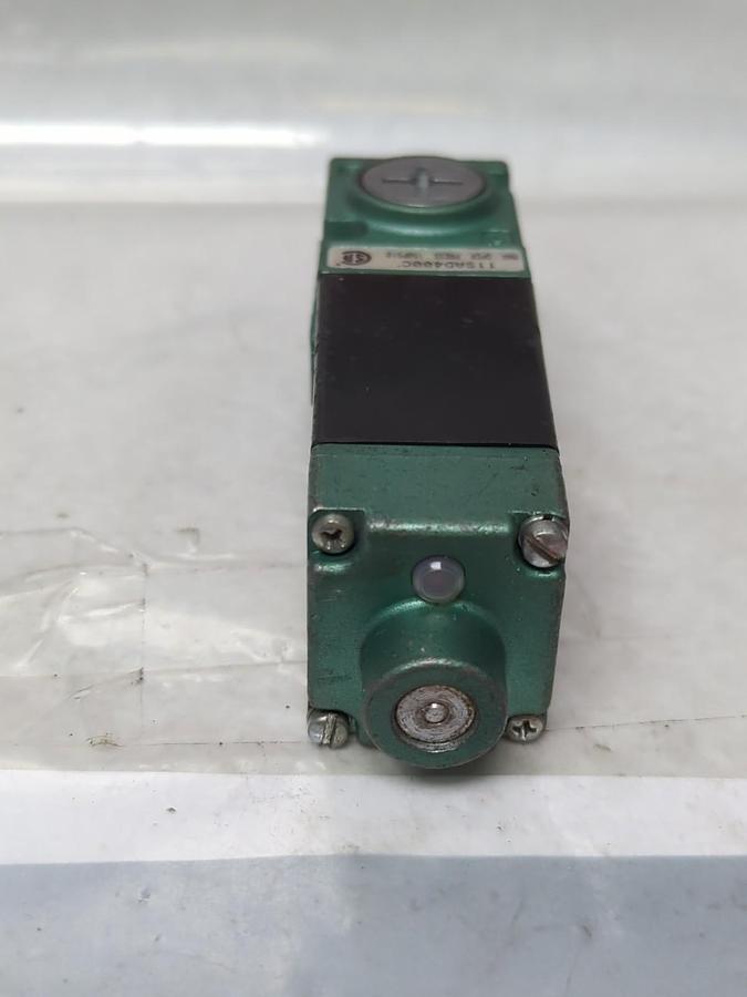 Used NUMATICS,026-592B,SOLENOID AIR CONTROL VALVE 24VDC PRE-OWNED