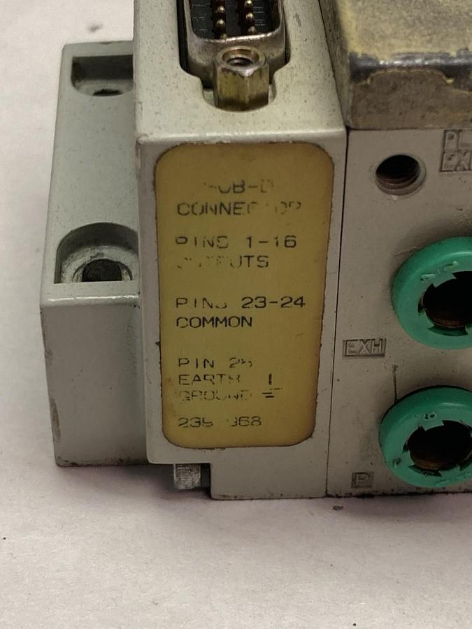 Used Numatics,041BB400M00061,Solenoid Valve w/Sub-D Connector Block