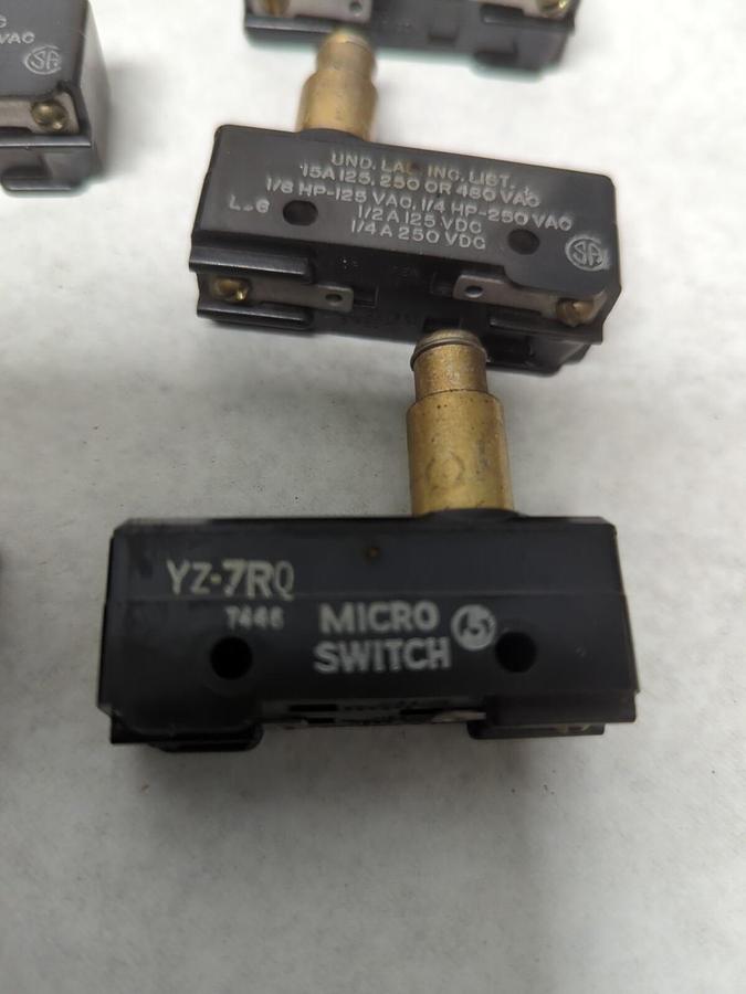 HONEYWELL MICRO SWITCH,YZ-7RQ,SNAP ACTION LIMIT SWITCH LOT OF 8