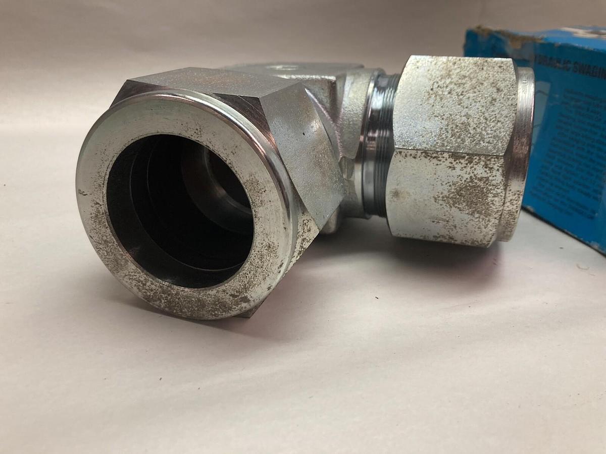 Swagelok,S-3200-9,Union Elbow 2 inch X 2 inch Tube