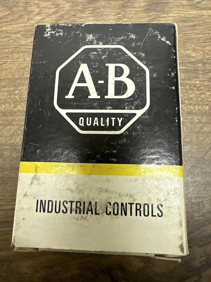 Allen Bradley,X-49661,Contact Block Size 1 4 Pole