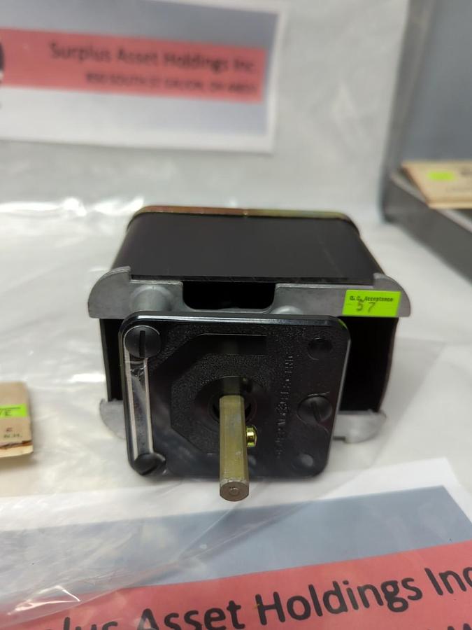 Used GE,SB1 BC331 SS2P,CONTROL SWITCH NO HANDLE PRE-OWNED