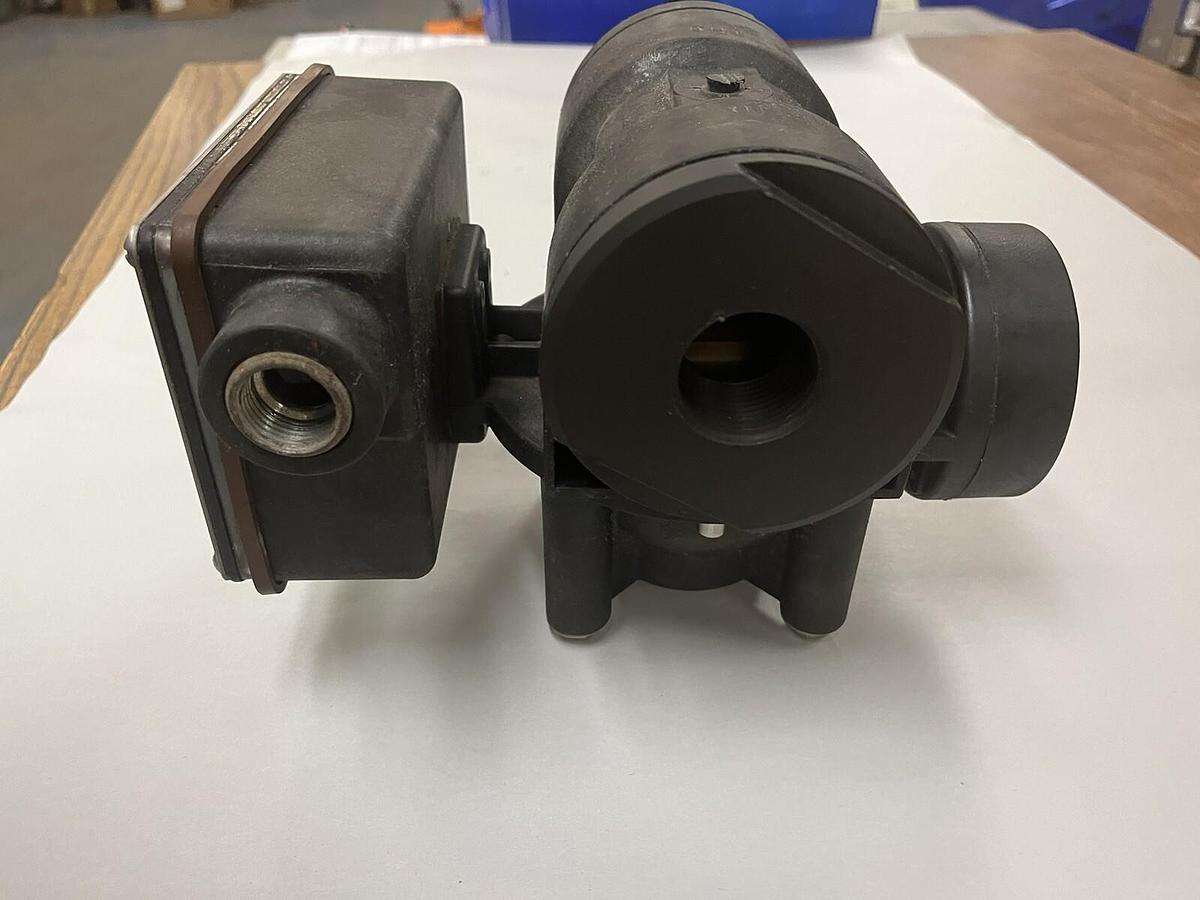 Used UFM,MX-VIE30GM-8V-32V1.0-1XL,FLOW MONITOR 0-30