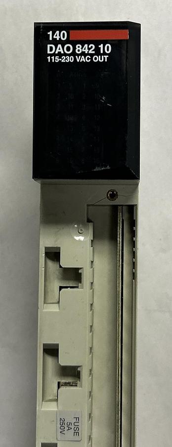 Used SCHNEIDER,140-DAO-842-10,DISCRETE OUTPUT MODULE