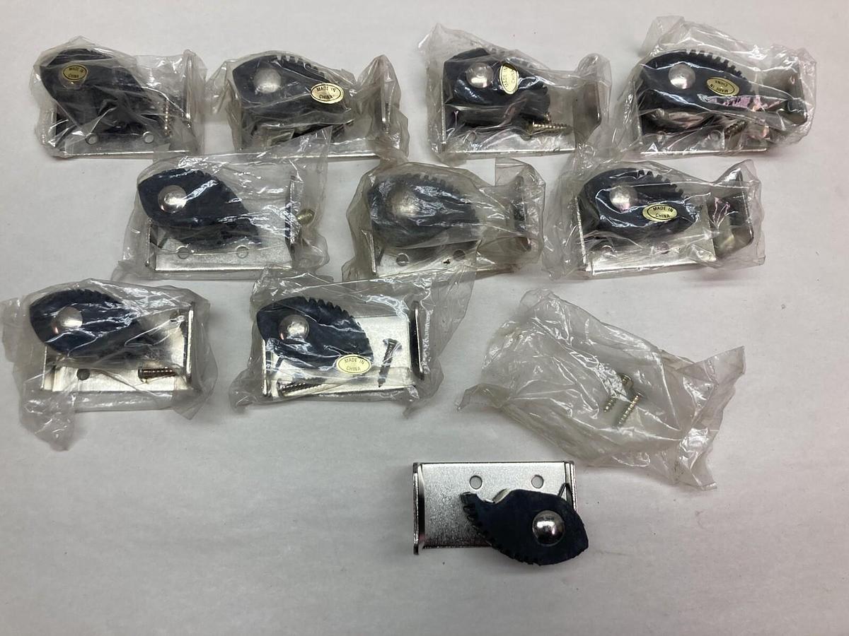 Thunder Group,SLMBH003,Handy Hold Nickel Plated Mop and Broom Holder LOT OF 10