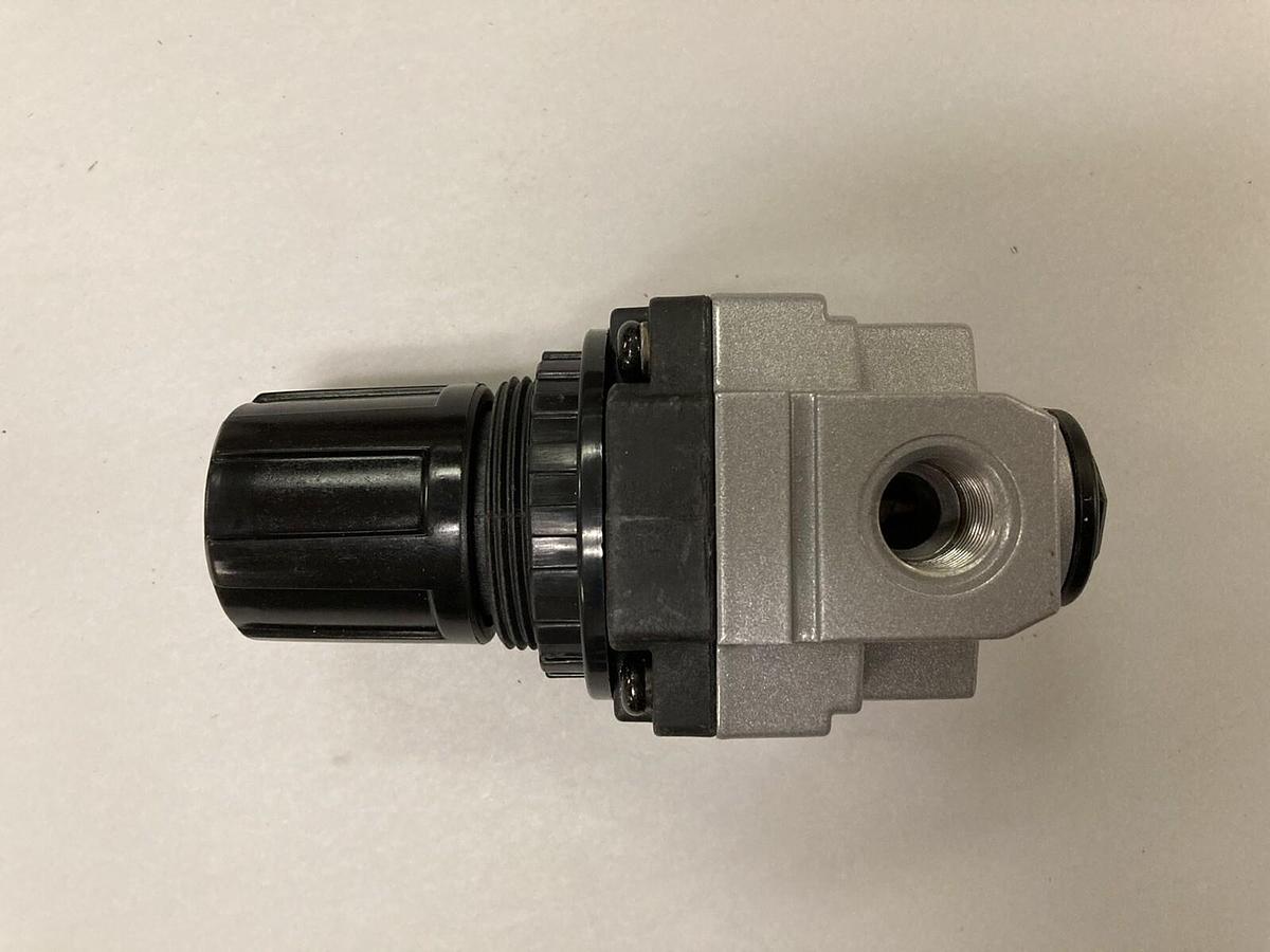 Bellofram,M2R3NH,Miniature Air Regulator 3/8 INCH NPT  120 PSI