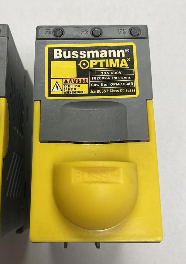 Used COOPER BUSSMANN,OPM-1038R,OPTIMA FUSE BLOCK LOT OF 2