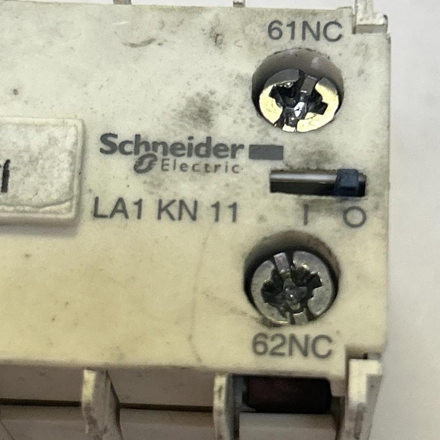 Used SCHNEIDER ELECTRIC,LA1KN11,AUXILIARY CONTACT LOT OF 2