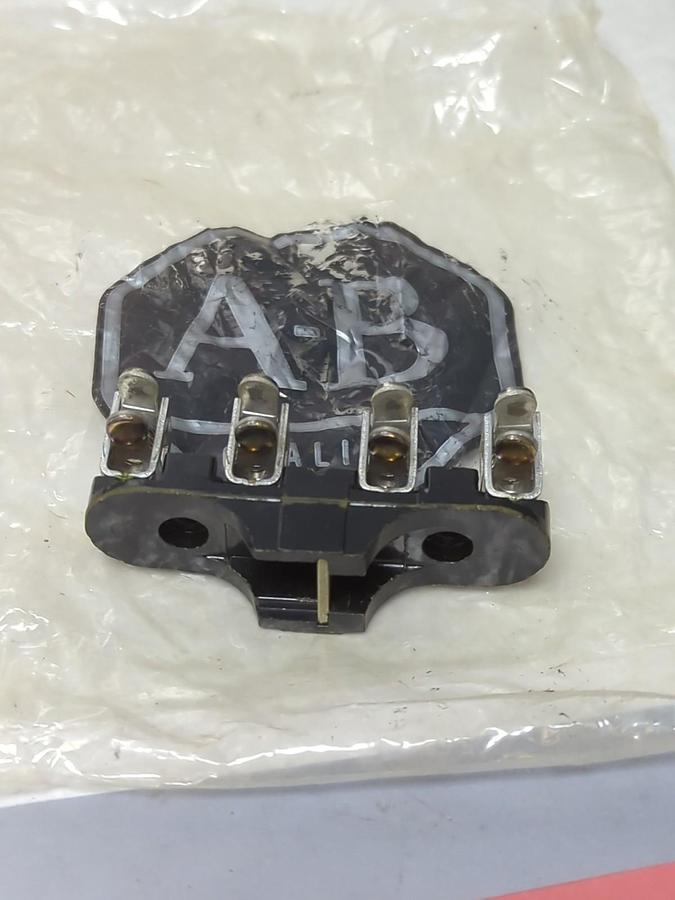 ALLEN-BRADLEY,X-217703,CROSS BAR ASSEMBLY 4-POLE NOS