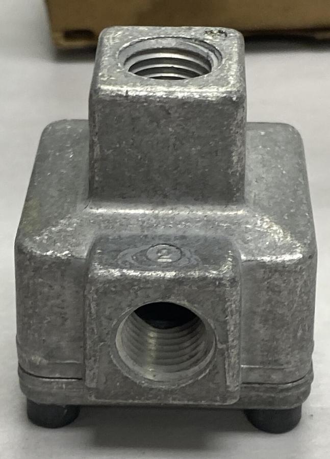 SCHRADER BELLOWS,036401000,QUICK EXHAUST VALVE NOS