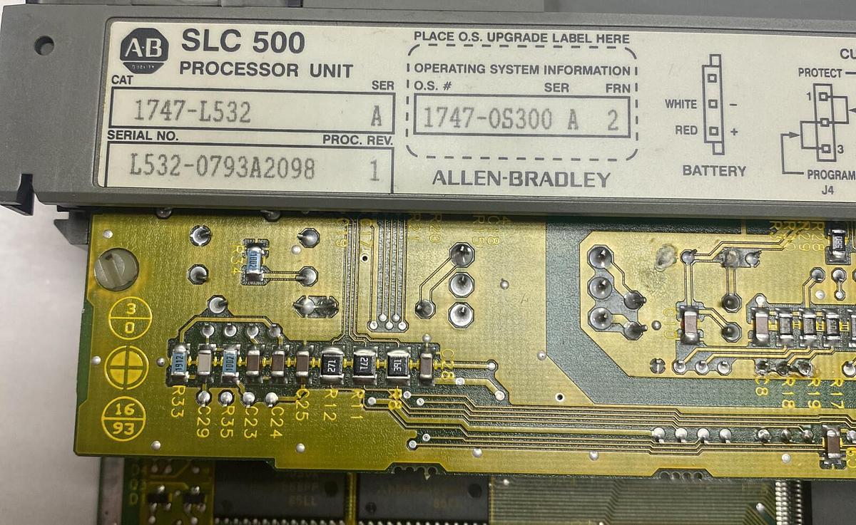 Used Allen-Bradley,1747-L532,Processor Unit 1747-0S300 Ser A FRN 2 Broken Door